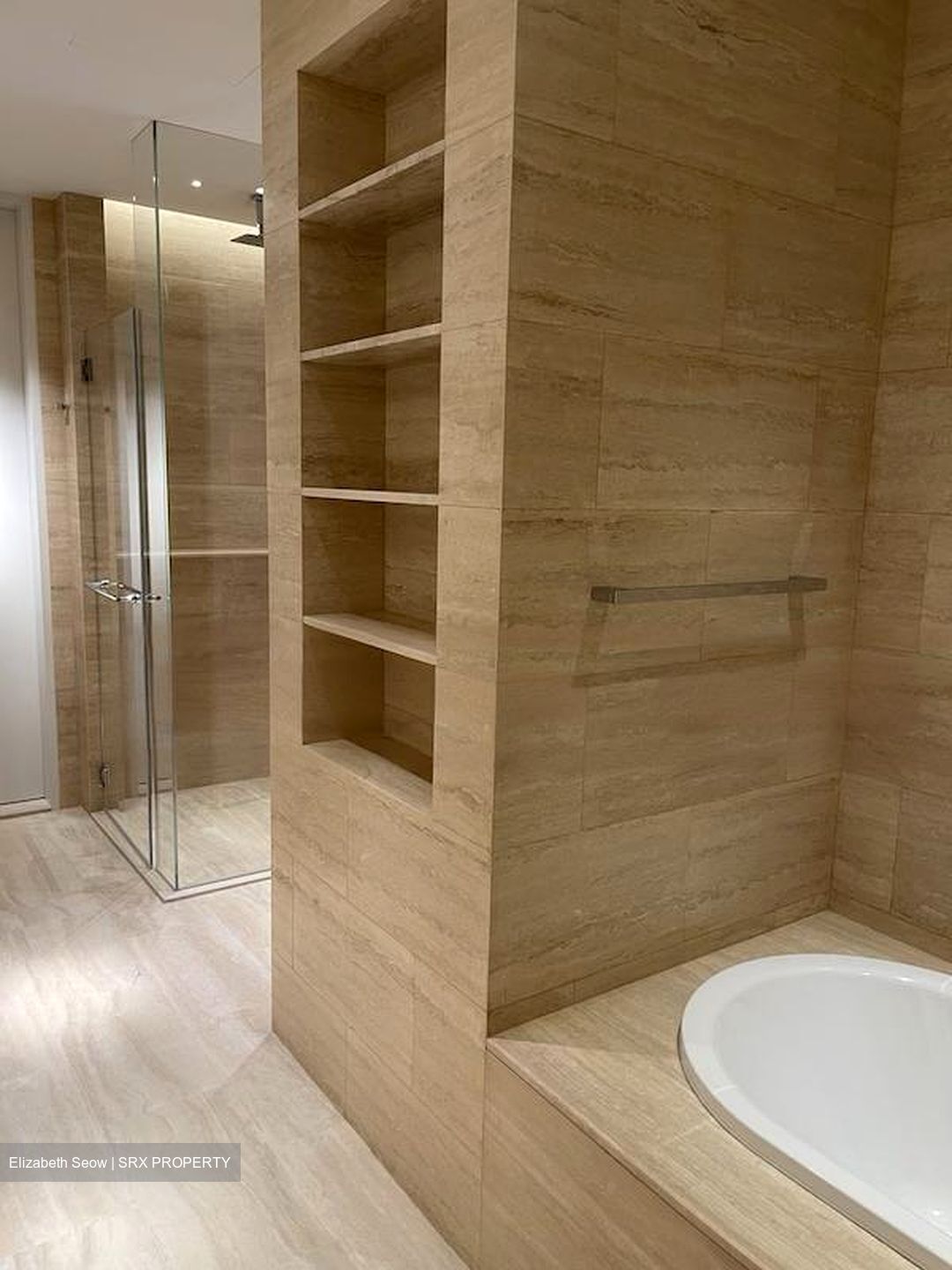 The Colonnade (D10), Condominium #475102181